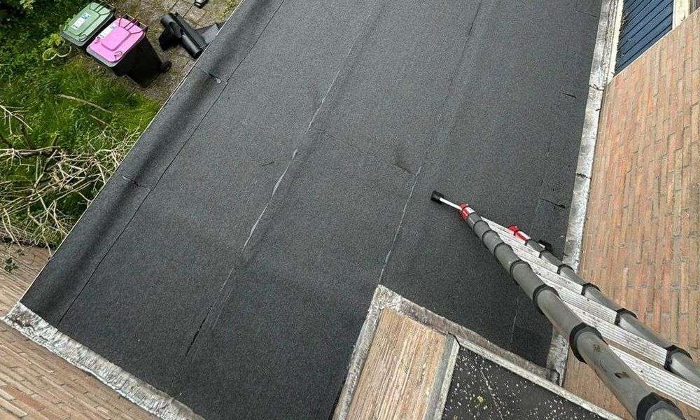 Plat dak geplaatst door dakdekker in Gemert Plat dak geplaatst door dakdekker in Gemert
